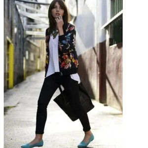 Azalea Velvet Floral Bomber Jacket Size Small